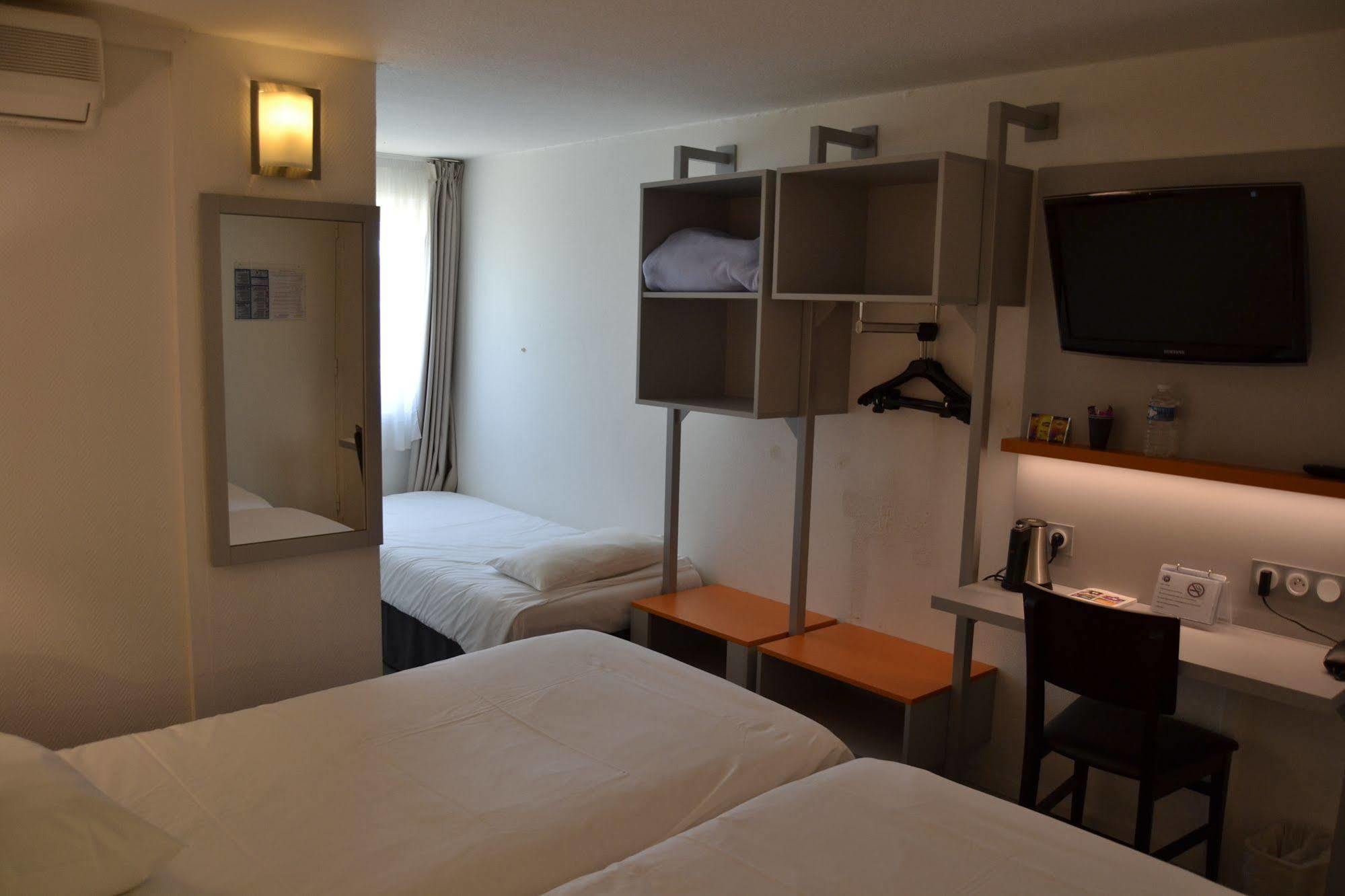Hotel Du Parc Euromedecine By Akena Montpellier Bagian luar foto